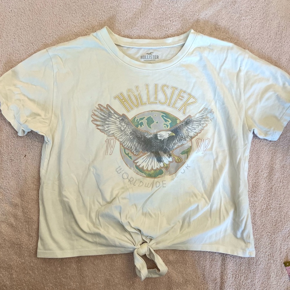 Hollister Off-White Tie-Front Tee with Eagle Graphic